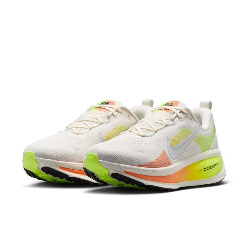 Nike Vomero 18 “Phantom Light Wild Mango Volt” (HM6804-002)