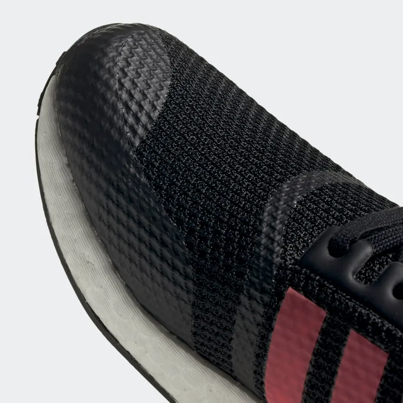 Adidas NMD_R1 ‘Black Signal Pink’ Core Black/Signal Pink/Cloud White (FV9153)