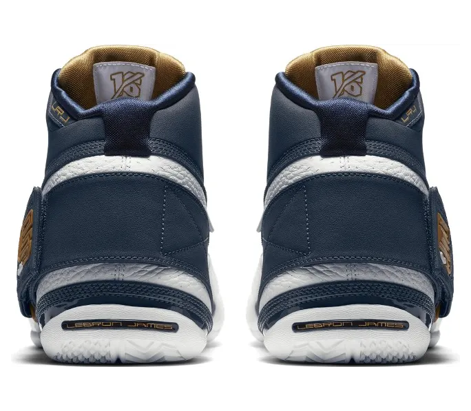 nike-zoom AO2088-400