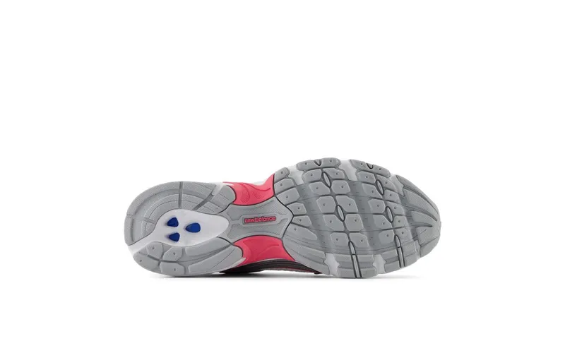 New Balance 530 “Silver Metallic / Dragon Berry” (U530RSB)