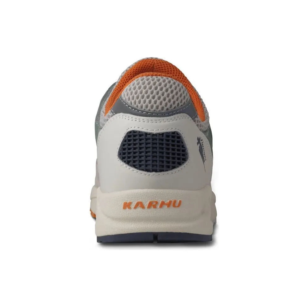 Karhu Aria Lily White / India Ink (F803083)