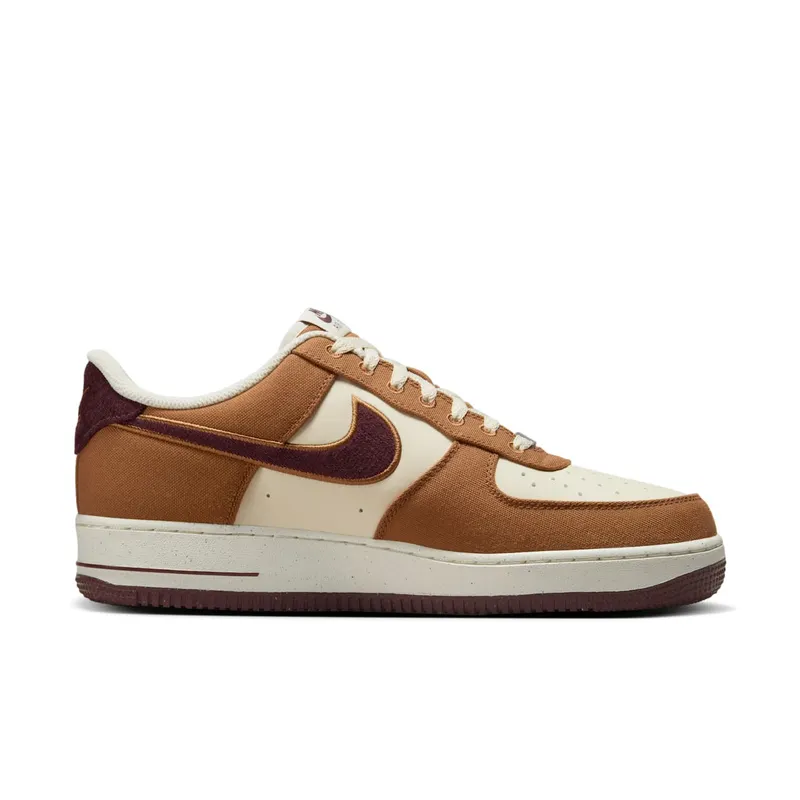 Nike Air Force 1 ’07 LV8 (british tan / burgundy crush) – FQ8713-200