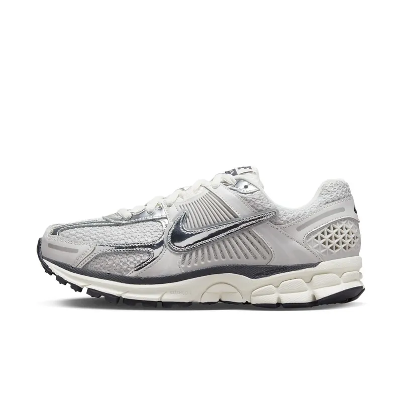 Nike Zoom Vomero 5 Photon Dust/Gridiron/Sail/Chrome (FD0884-025)