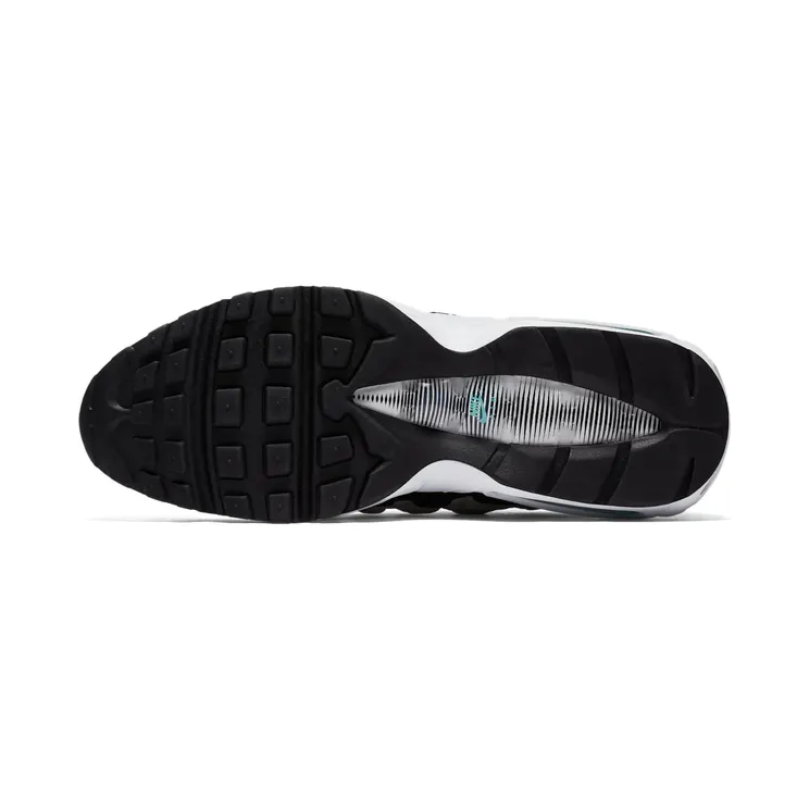 nike-air-max 749766-027