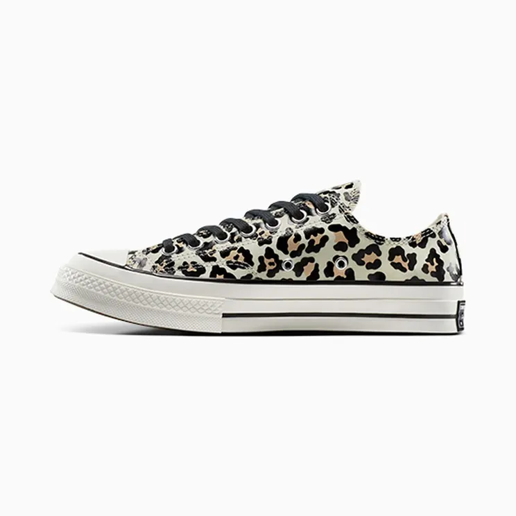 converse-chuck-taylor-all-star A15033C