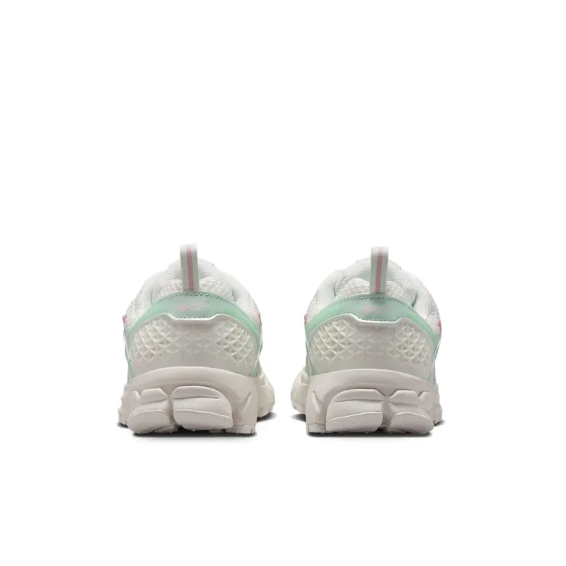 Nike Zoom Vomero white (HF6998-111)