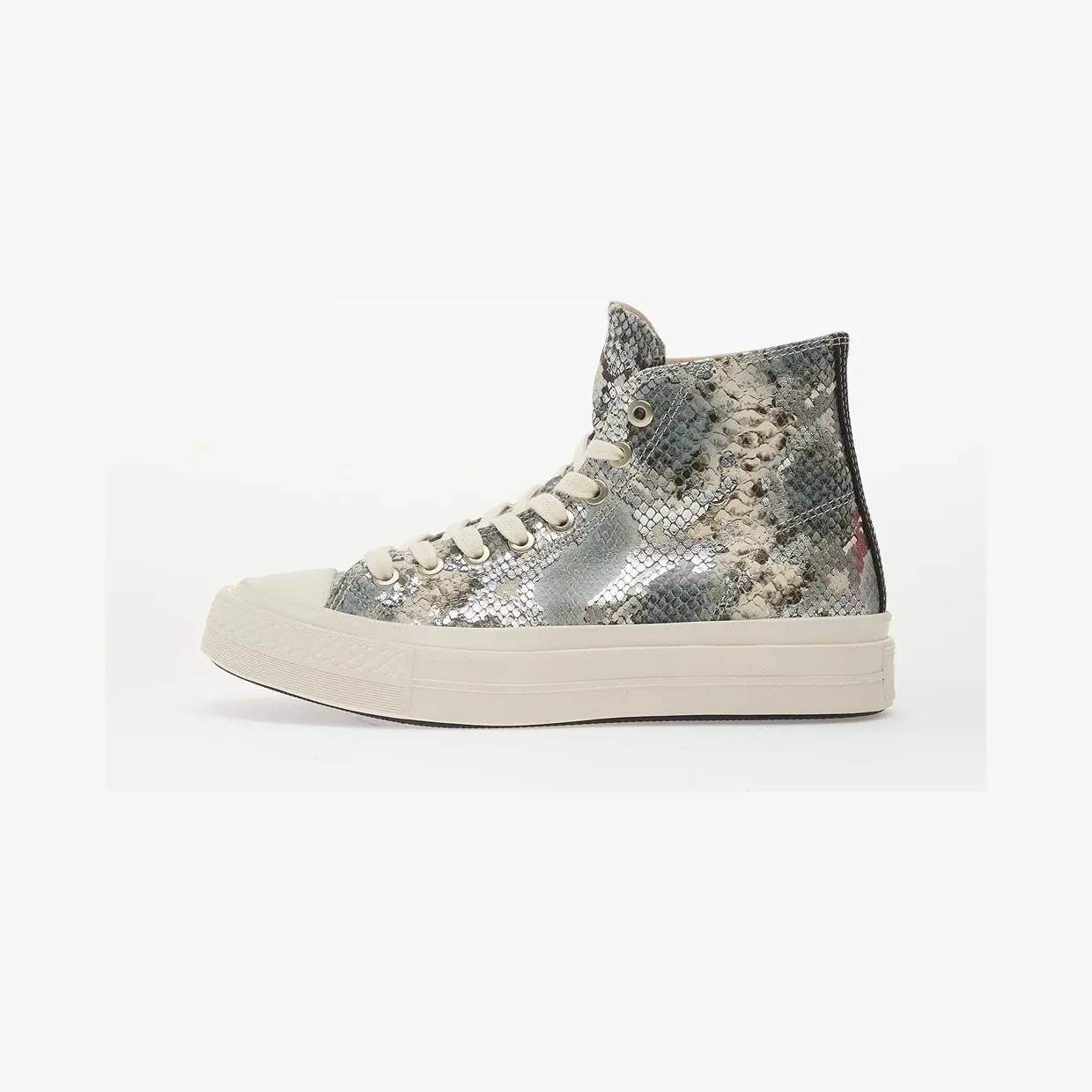 converse-chuck-taylor-all-star A18412C