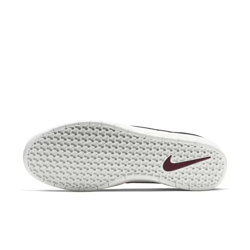 Nike SB Team Classic USA Obsidian/Team Red-Summit White (AH3360-401)