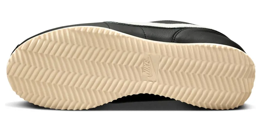 nike-cortez FB6877-001