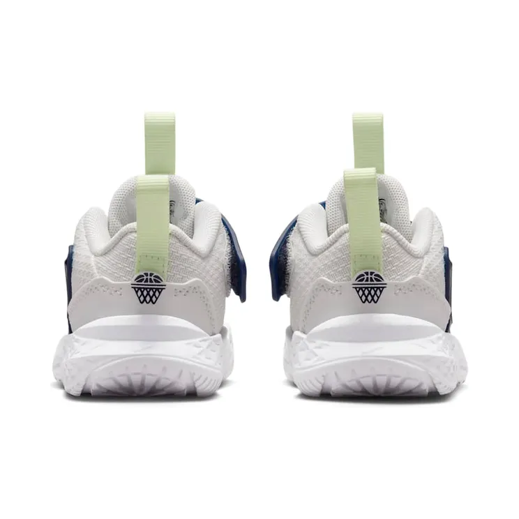 nike-team-hustle-d-12 HF6281-104