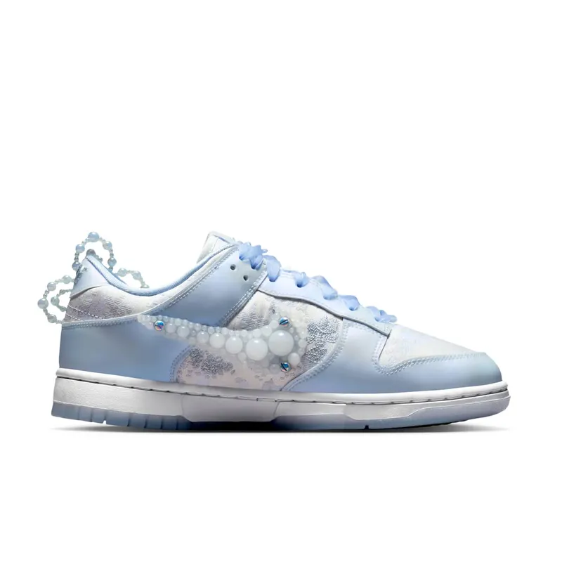 Nike Dunk Low “Susan Fang” (HV8575-100)