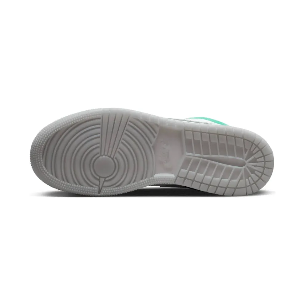 Air Jordan 1 Low SE Older Kids’ Green (DO8244-301)