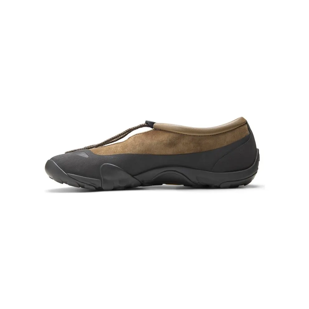 New Balance MT10T “Tokyo Design Studio – Raw Leather” (MT10TOK2)