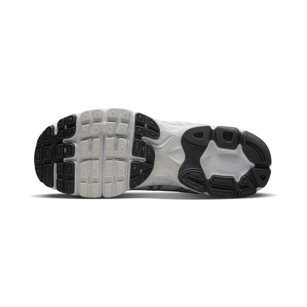 Nike Air Max Moto 2K “White Metallic Silver Black” (IO9279-100)