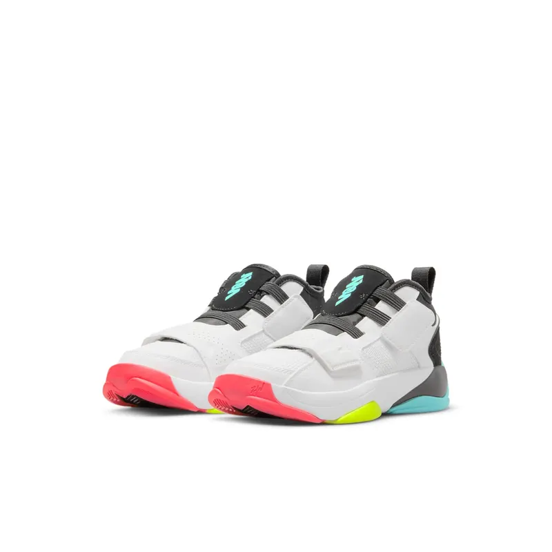 Zion 2 Younger Kids’ White (DO9513-107)