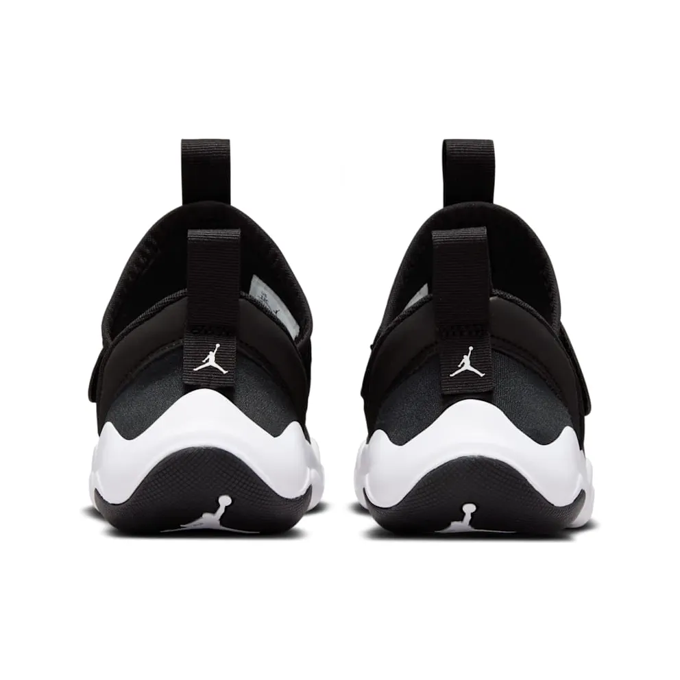 Jordan 23/7 Black White (DQ9293-001)