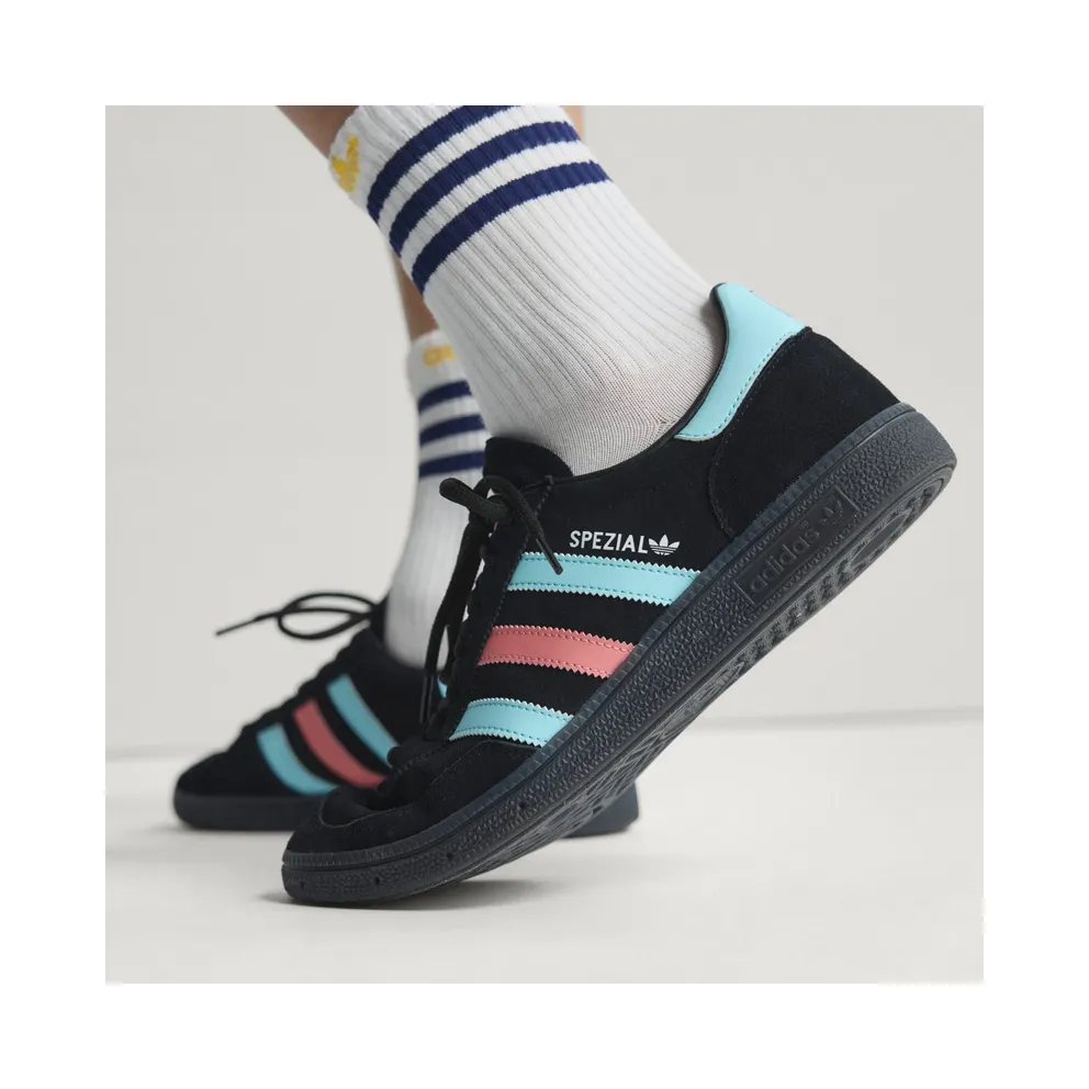 Adidas Handball Spezial “FIFA World Cup 2026” (HP3676)