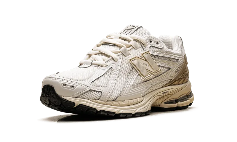 New Balance 1906R “Angora Sandstone StoNeware” (M1906RJA)