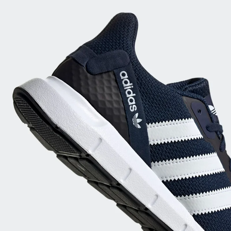 adidas Swift Run RF Collegiate Navy Collegiate Navy/Cloud White/Core Black (FV5359)