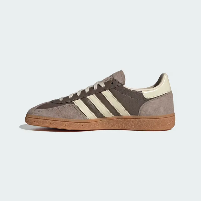 adidas Handball Spezial “Earth Strata / Warm Vanilla / Gum” (KZ6702)