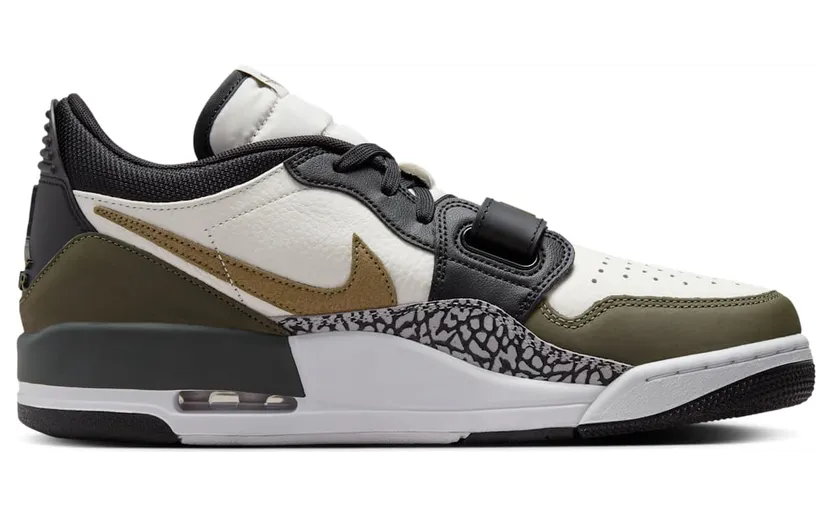air-jordan-2-low CD7069-120
