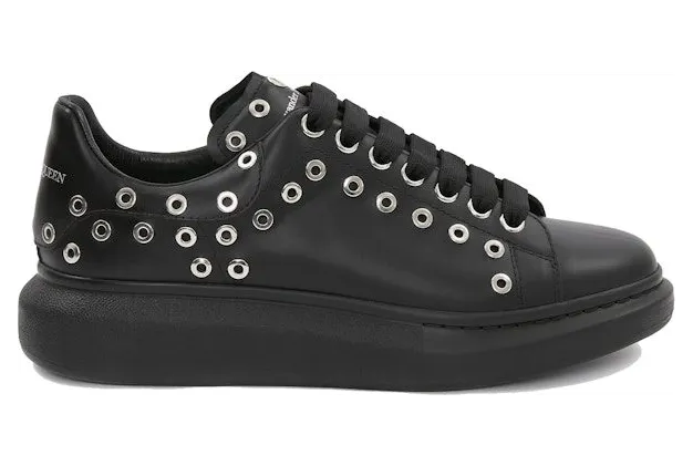 Alexander McQueen Oversized Black Silver Eyelets (730079WHQYW1081)