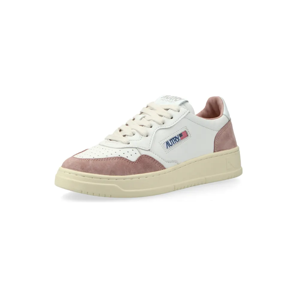 Autry Medalist Low W (goat / suede / white / nude) – AULWGS28