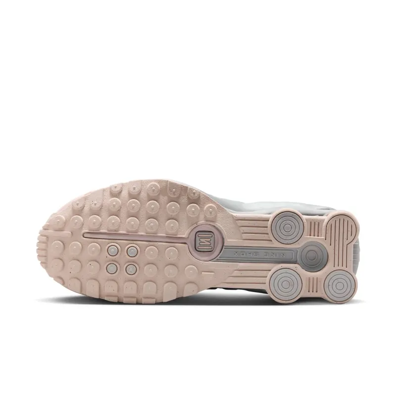 Nike Shox R4 (barely rose / platinum) – AR3565-600