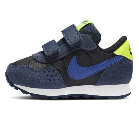 Nike MD Valiant Schwarz (CN8560-010)