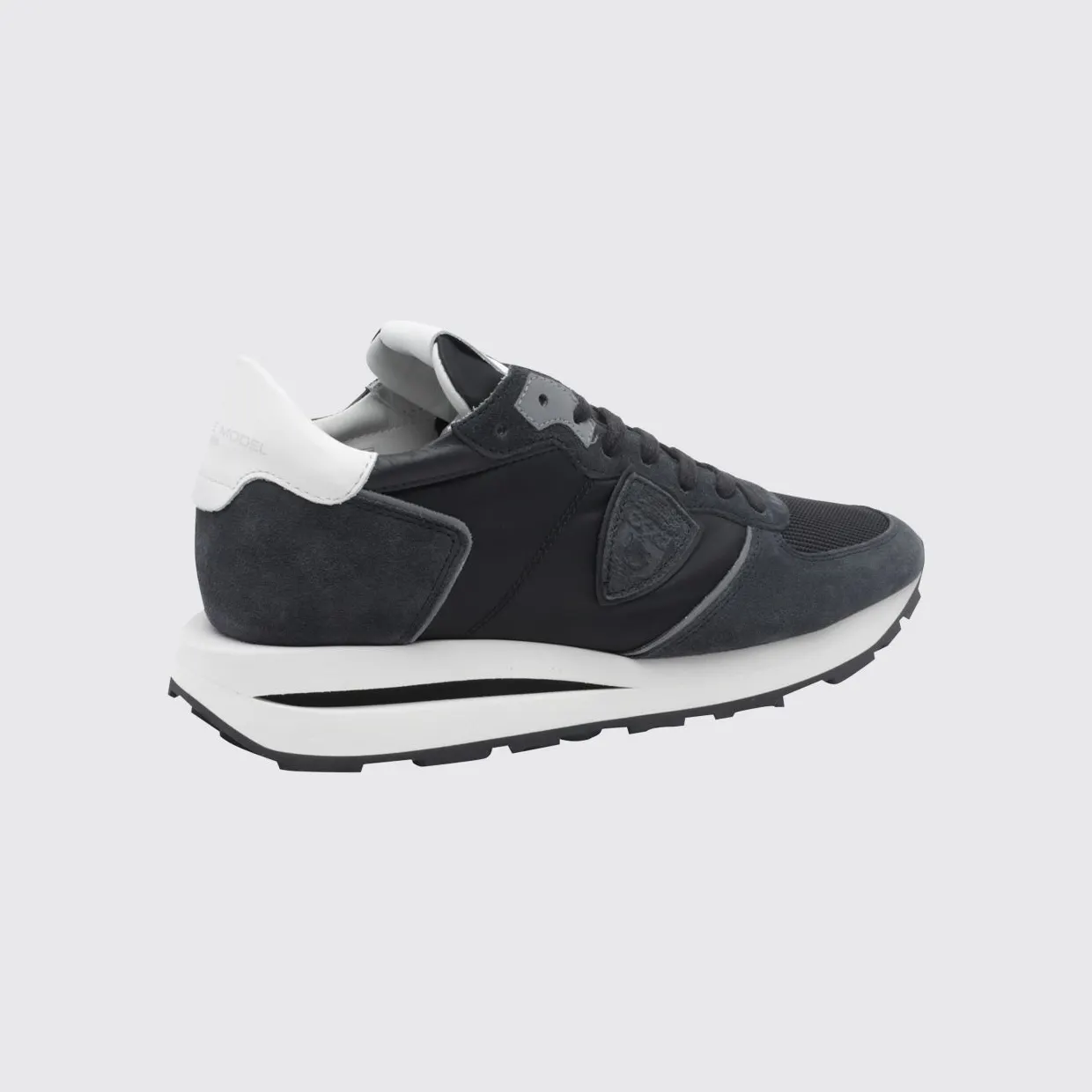 Philippe Model Tropez Haute Suede Low-Top Sneakers with Serrated Sole Black (TKLUW006) (2)