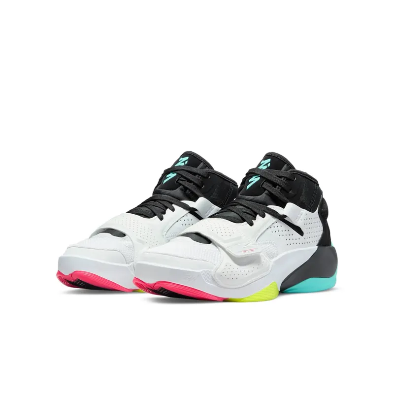 Zion 2 Older Kids’ Basketball White (DO9514-107)