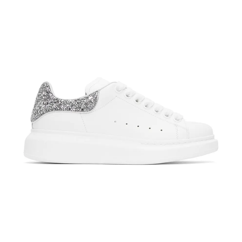 Alexander McQueen SSENSE Exclusive White and Silver Glitter Oversized Sneakers (558945WHTQ6)
