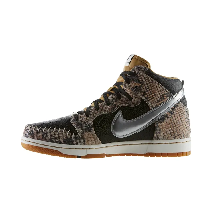 nike-dunk 716714-001