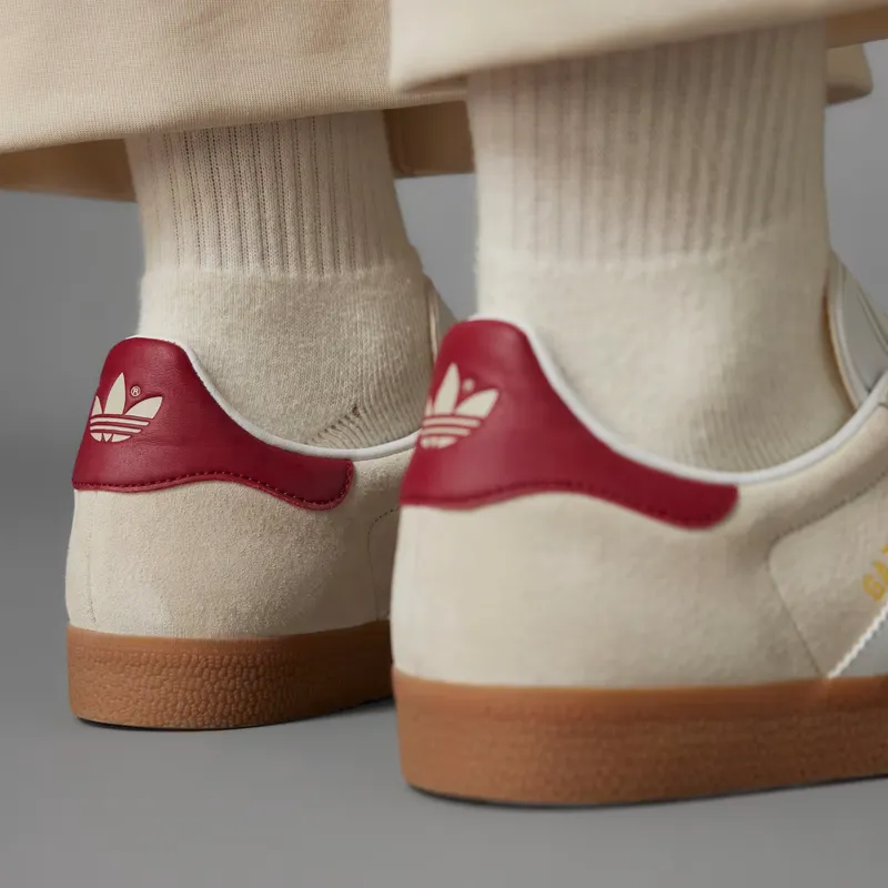 adidas Gazelle Aluminium / Cloud White / Collegiate Burgundy (IG0672)