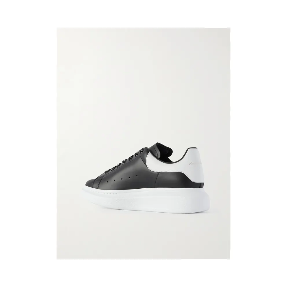 Mcqueen Exaggerated-Sole Studded Leather Black (553680WIEEX)