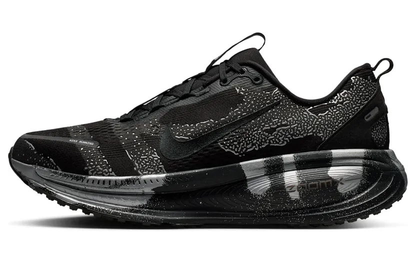 Nike Vomero 18 IQ3925-001