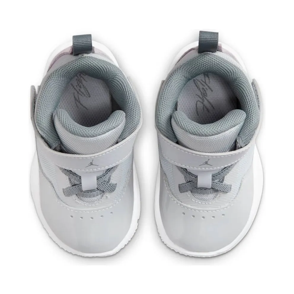 Jordan Stay Loyal 3 TD “Wolf Grey / White / Cool Grey” (FB9924-012)