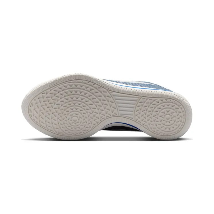 nike-book-2 IB6687-900