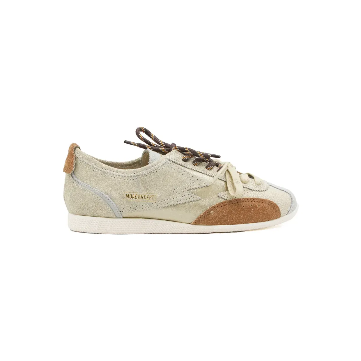 moa-concept-sneaker IK299