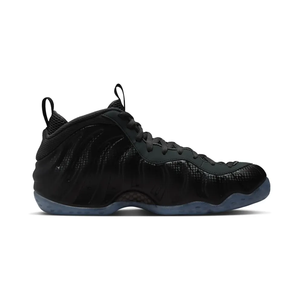 Nike Air Foamposite One “Carbon Fiber” (HF2902-002)