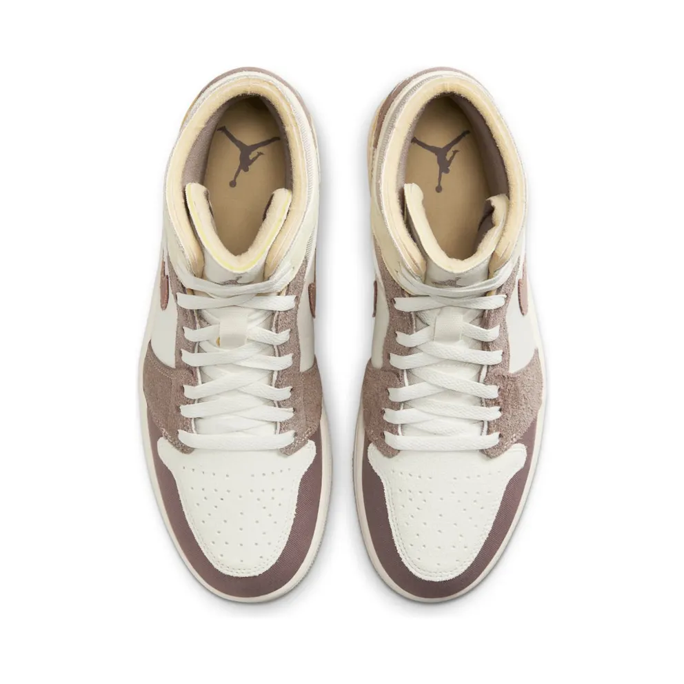 Air Jordan 1 Mid SE Craft “Inside Out – Taupe Haze” (DM9652-102)