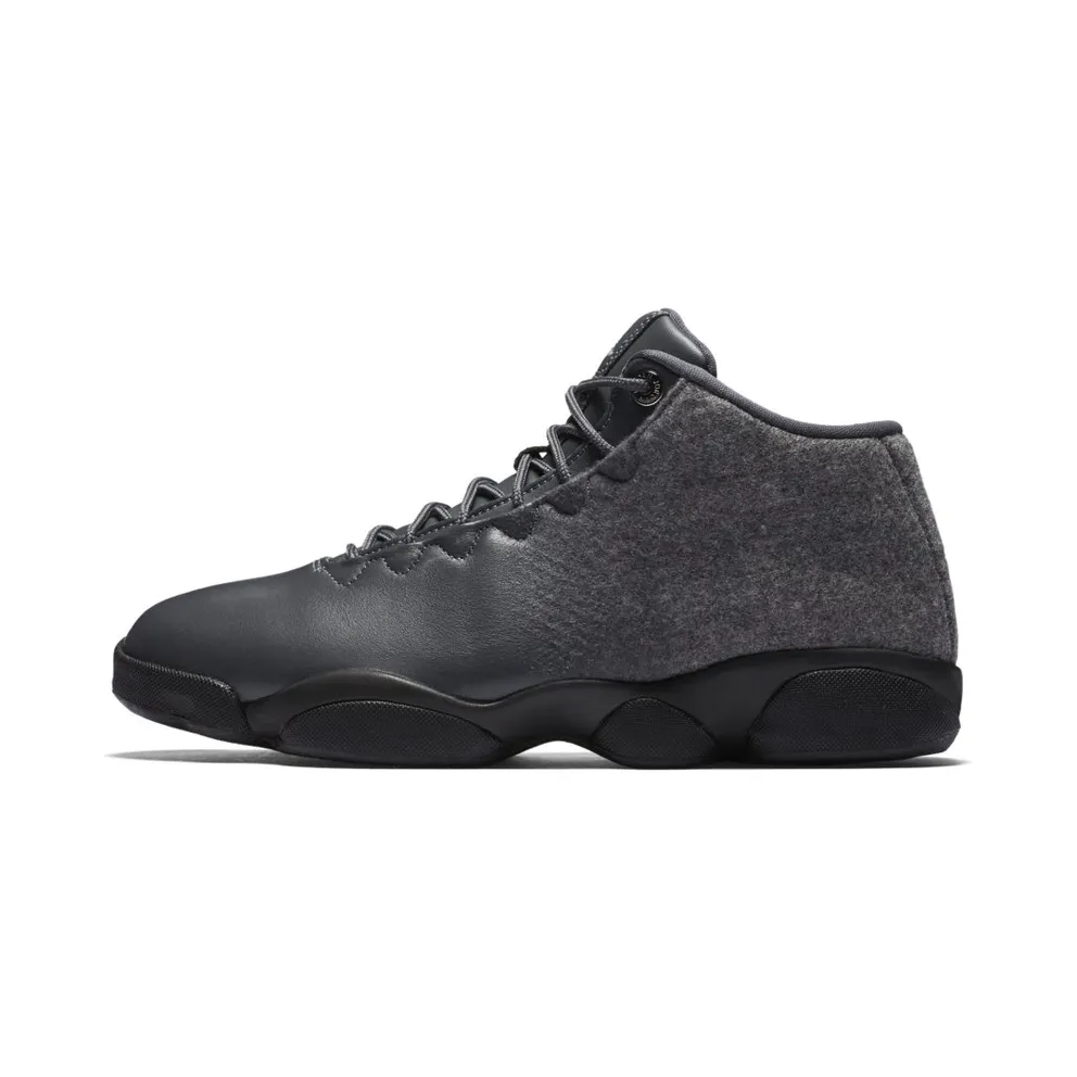 Jordan Horizon Premium Dark Grey/Metallic Silver (850678-003)