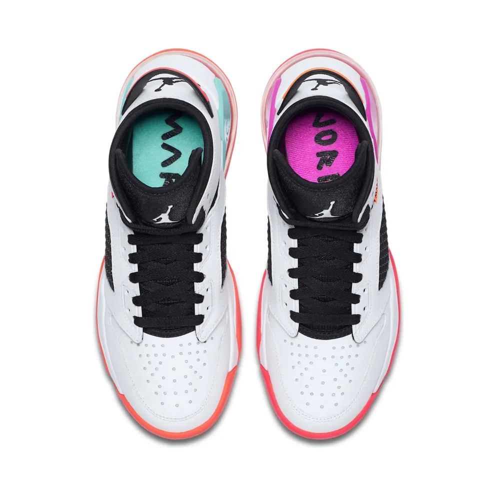 Jordan Mars 270 White Hyper Violet (GS) White/Black/Total Orange (BQ6508-102)