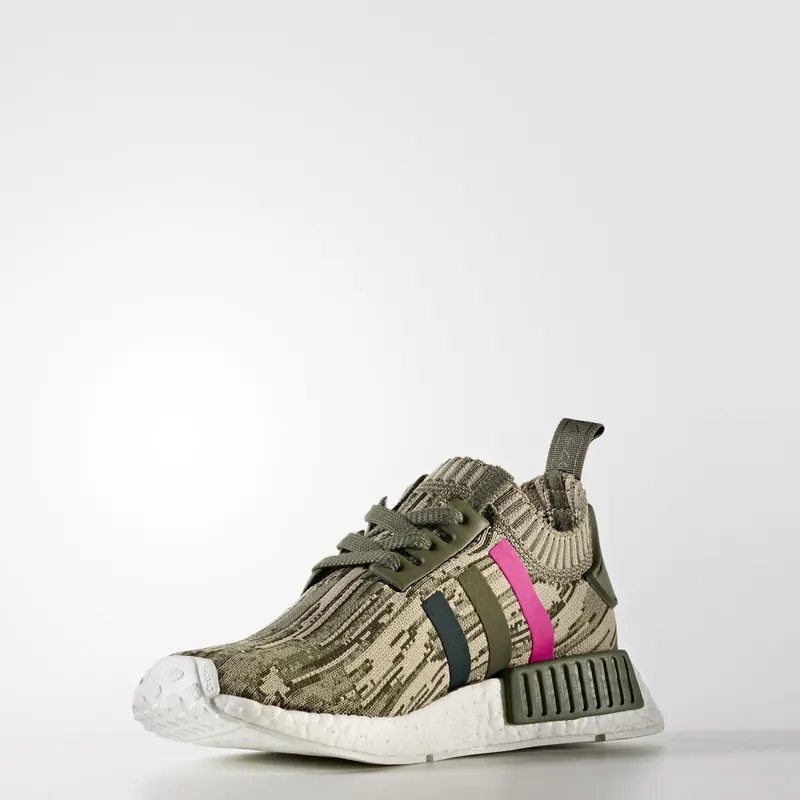 adidas NMD R1 Glitch Camo St Major (W) Sergeant Major/Green Night/Shock Pink (BY9864)