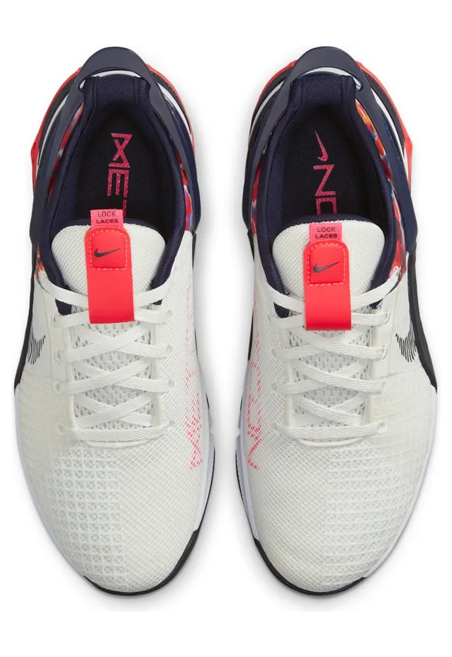 nike-metcon DO9381-101