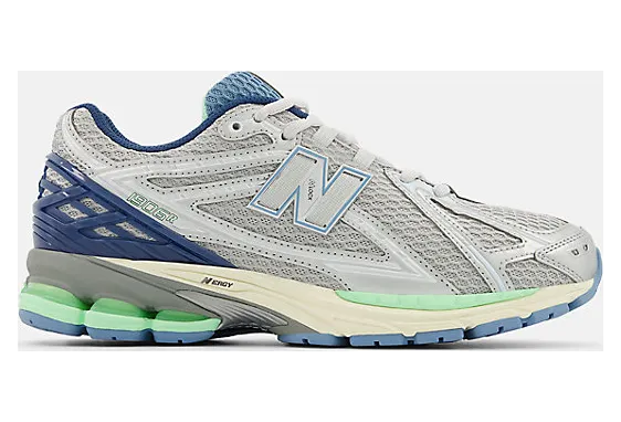 New Balance 1906 “Still Water”: grijsblauw zonder grote woorden