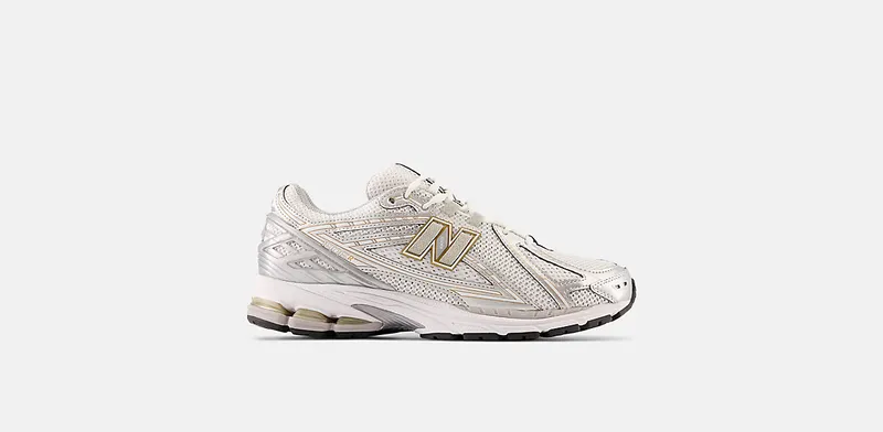 New Balance 1906R White Rain Cloud Silver Metallic (M1906RI)