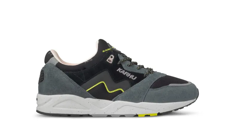 Karhu Aria Turbulance / Jet Black (F803065)