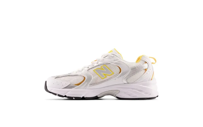 New Balance 530 “White Vibrant Apricot Silver Metallic” (MR530PUT)