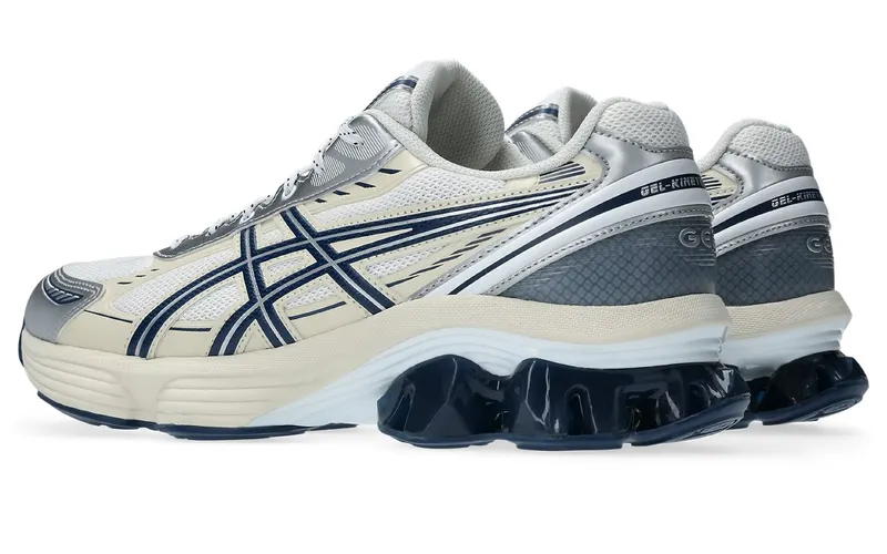 ASICS GEL-KINETIC FLUENT “White / Independence Blue” (1203A591-104)